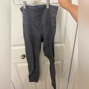 Lululemon leggings size 8 gray